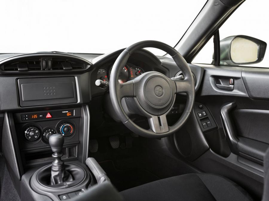  Toyota GT 86 RC 2012 года  (фото 2 из 11)